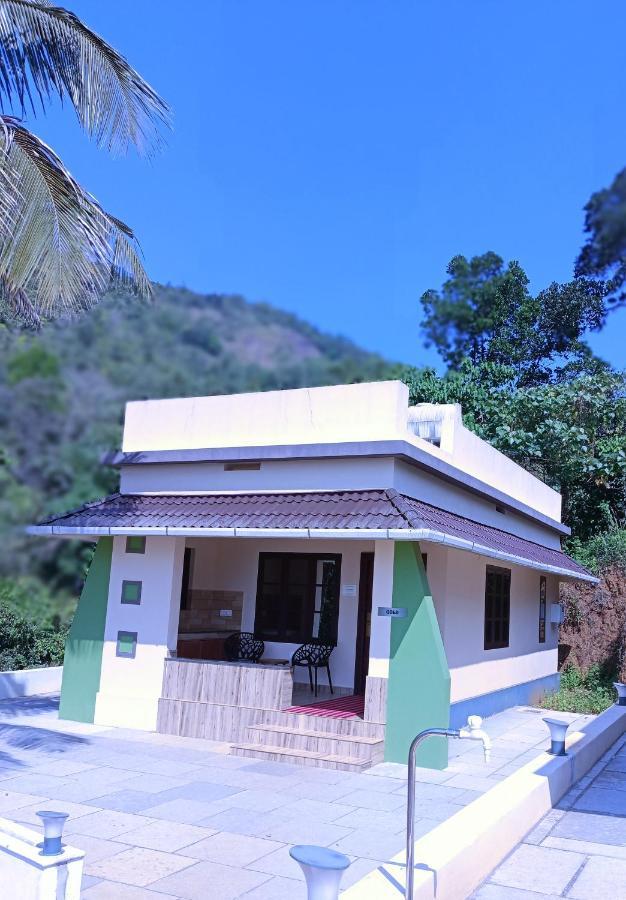 Forest And River Edge Resort كانور المظهر الخارجي الصورة